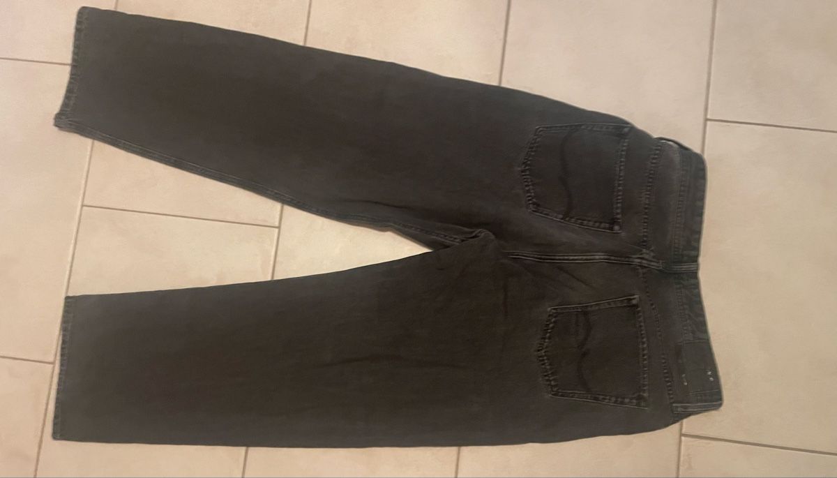 Jack & Jones Jeans: Baggy Jeans Schwarz – Gebraucht aus Münchenbuchsee von nia_w9q5 3