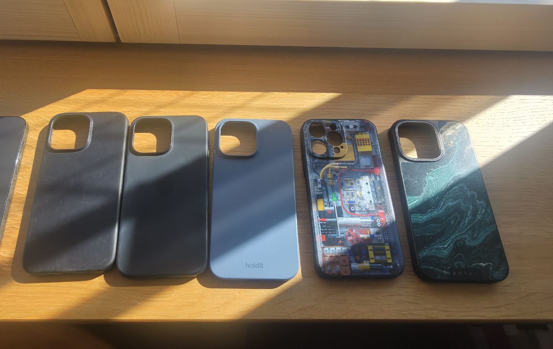Apple Telefoni cellulari / Smartphones: iPhone 14 Pro Max schwarz 256GB + 5 Cases – Usato da Homburg venduto da csoler1 1