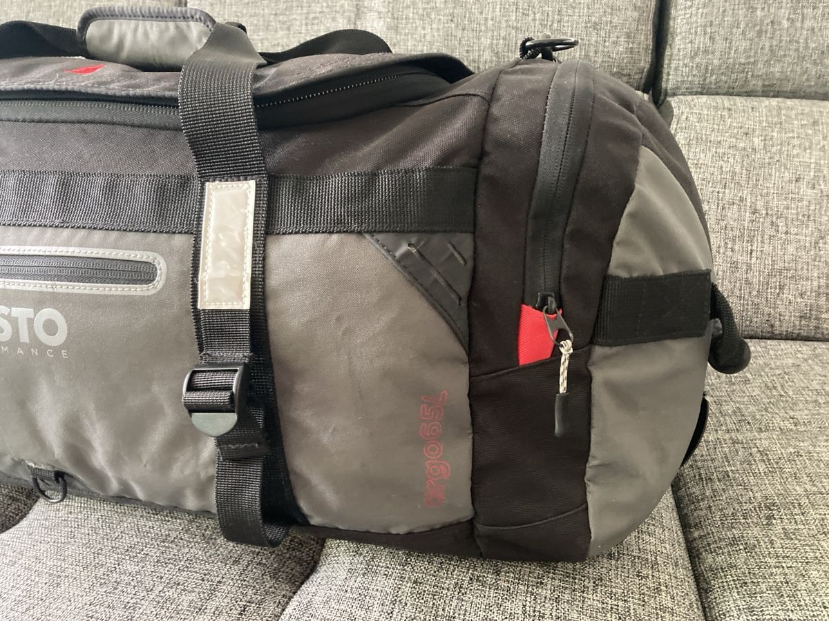 Musto Taschen: MUSTO Performance Crew Segeltasche 65 l Dufflebag – Gebraucht aus Zürich von Lichtermeer 1