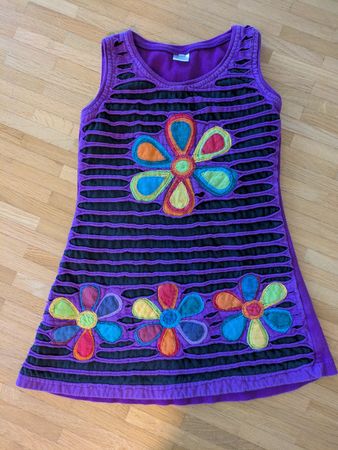 Robe d'été Violette, Taille 8 ans, avec des fleurs