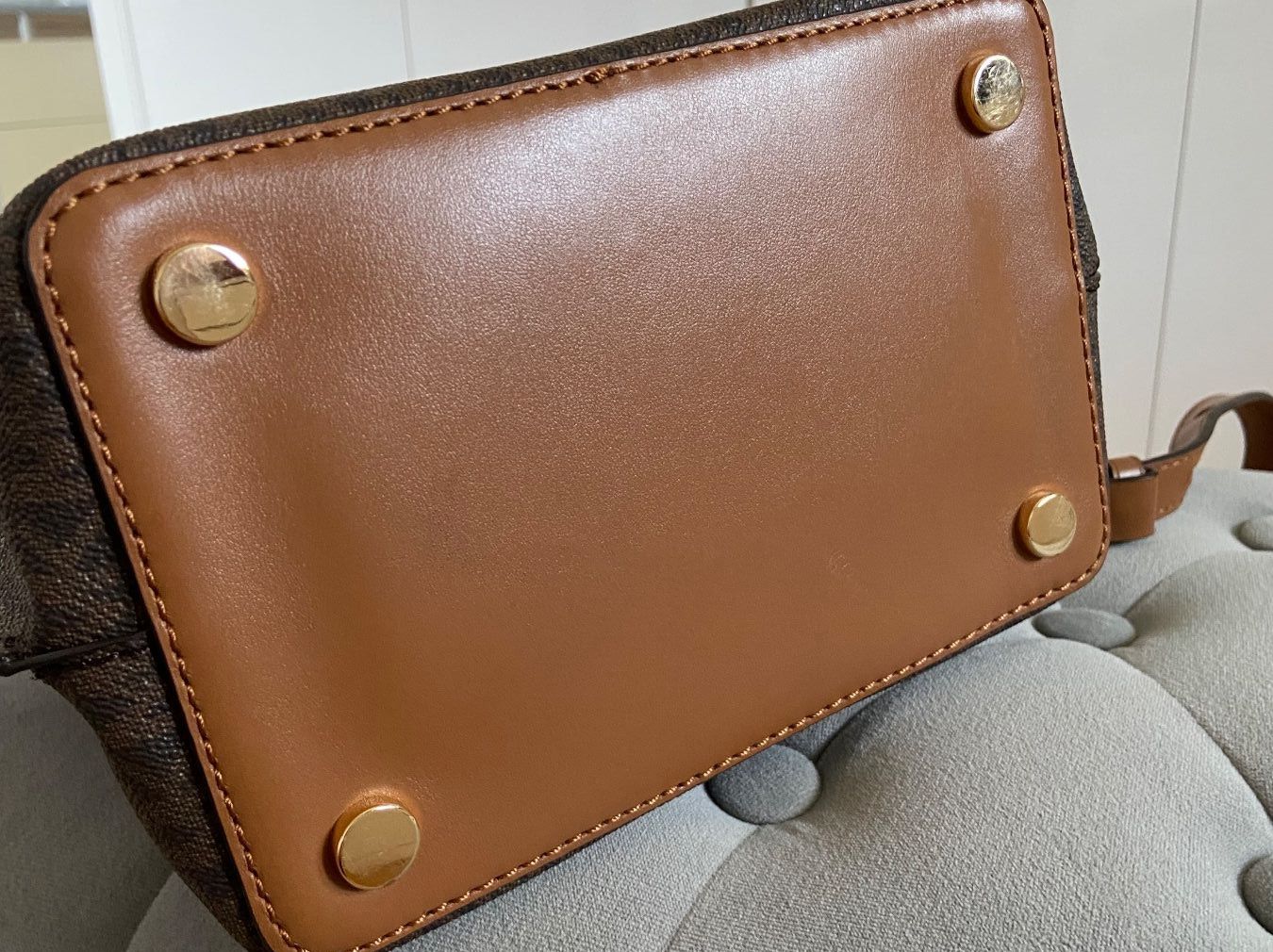 Michael Kors Taschen für Damen: Umhängetasche von Michael Kors, neu – Neu (gemäss Beschreibung) aus Weiach von Pegasus 2