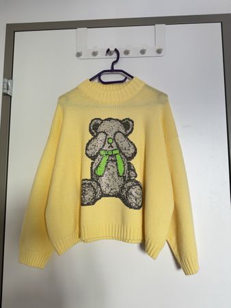 Pullover mit Glitzernden Teddybär. Gr. M