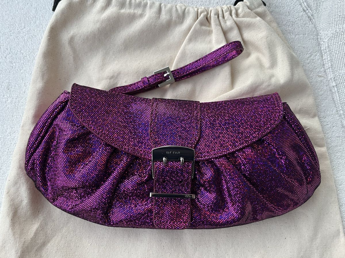 Borse da donna: Lederclutch Glam! von BY FAR – Nuovo e nell'imballaggio originale da Neuenhof venduto da Ivita