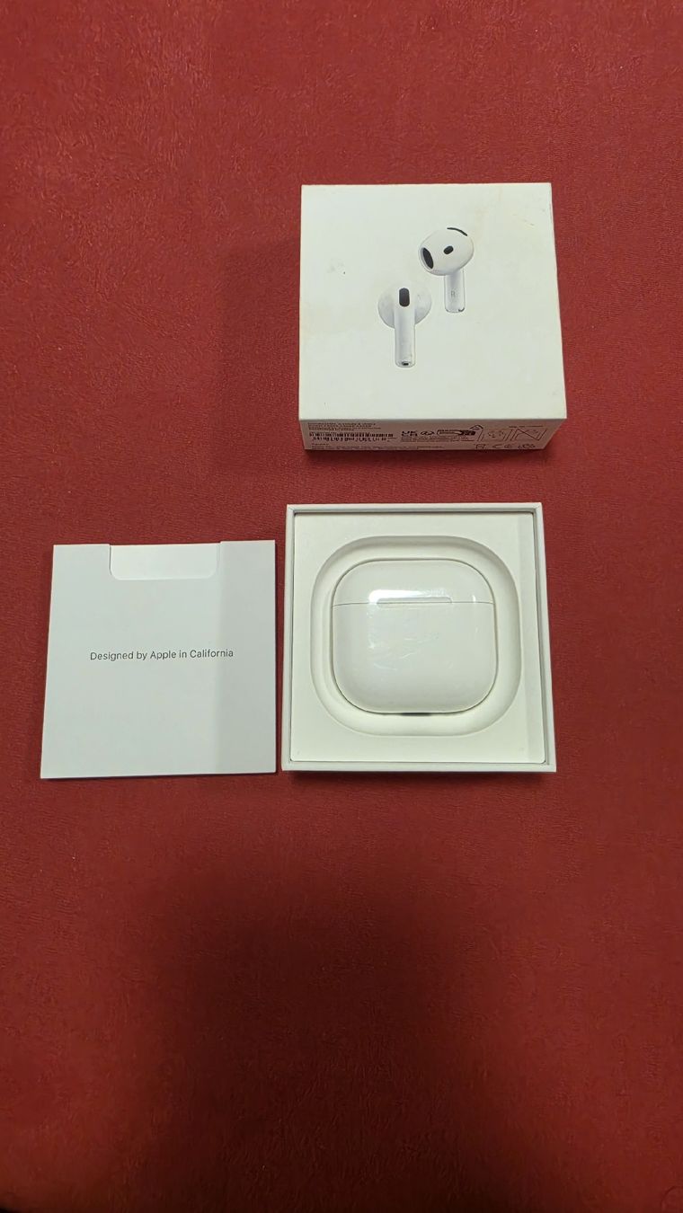 Apple Casques audio: AirPods Gen.4  – D'occasion à Zug par SZC. 2
