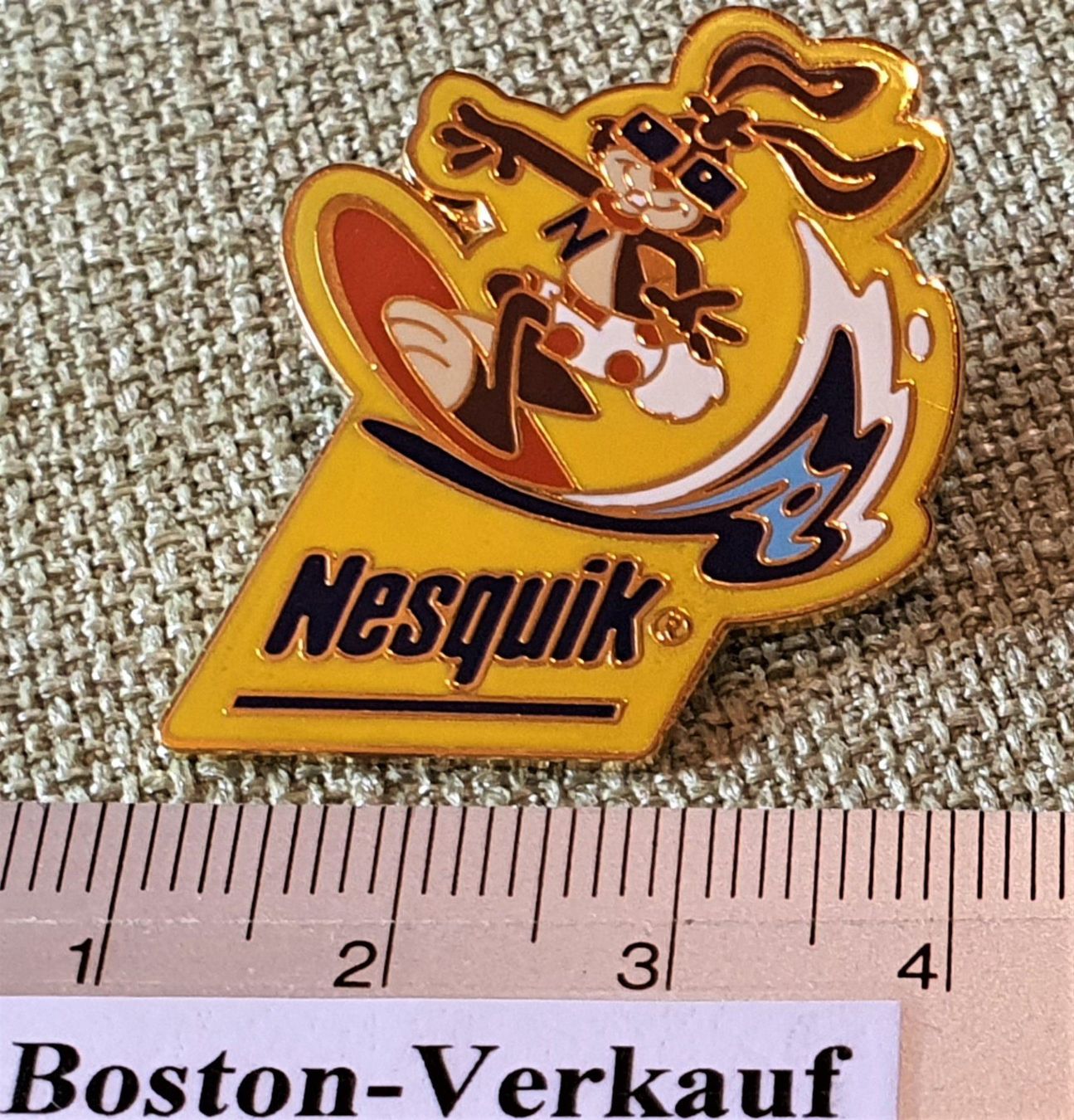 Placchette & Badge: E791 - Pin Mondo - Nesquik – Usato da Reinach BL venduto da Boston-Verkauf 1