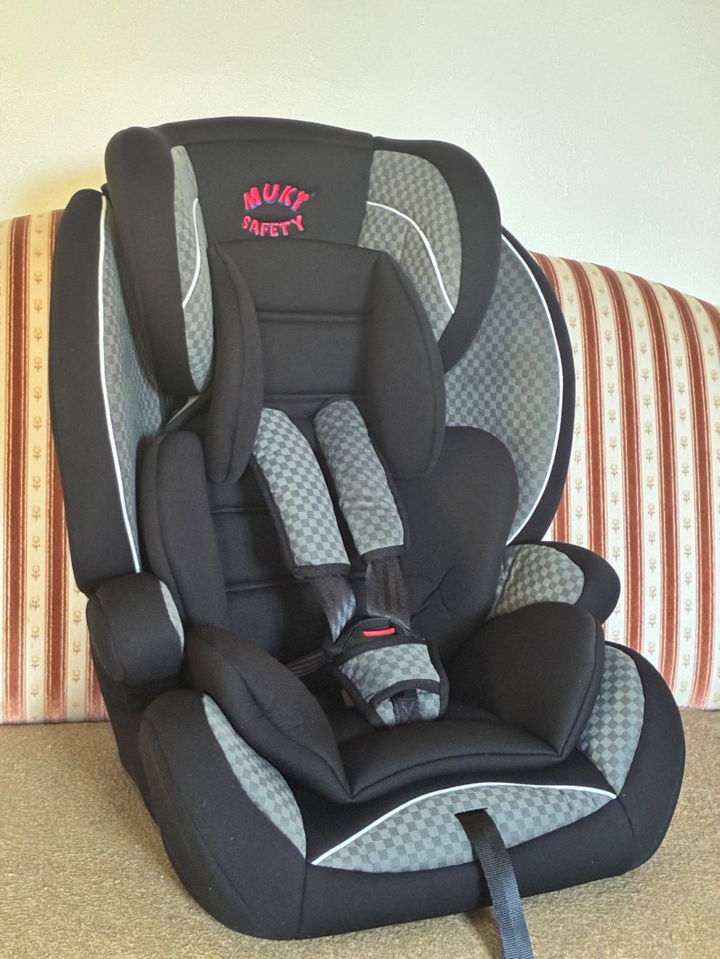 Seggiolini per auto: Kindersitz MUKI SAFETY – Usato da Windisch venduto da amsel07 1