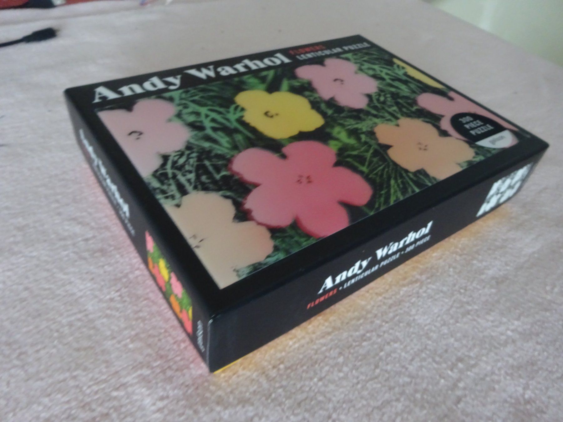 Puzzle: ANDY WARHOL ** PUZZLE ** 300 TEILE ** FLOWERS – Usato da Luzern venduto da xrayspex99 1