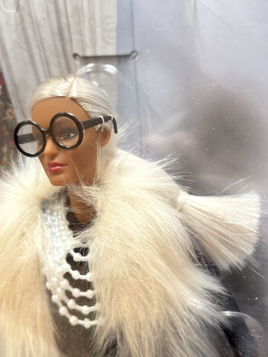 Bambole: BARBIE  Signature Styl Iris Apfel – Nuovo e nell'imballaggio originale da Zürich venduto da Elena_8 3