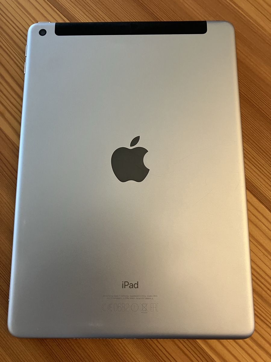 Apple Tablet PC: iPad 5.Generation 128GB – Gebraucht aus Weggis von GuidoLori 1