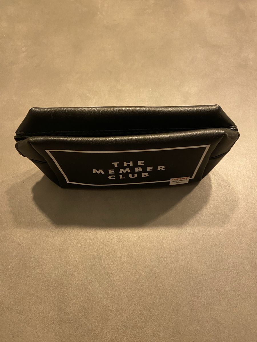 Custodie per cosmetici: Etuit schwarz import parfumerie – Nuovo (secondo la descrizione) da Volketswil venduto da thegreatest95 2