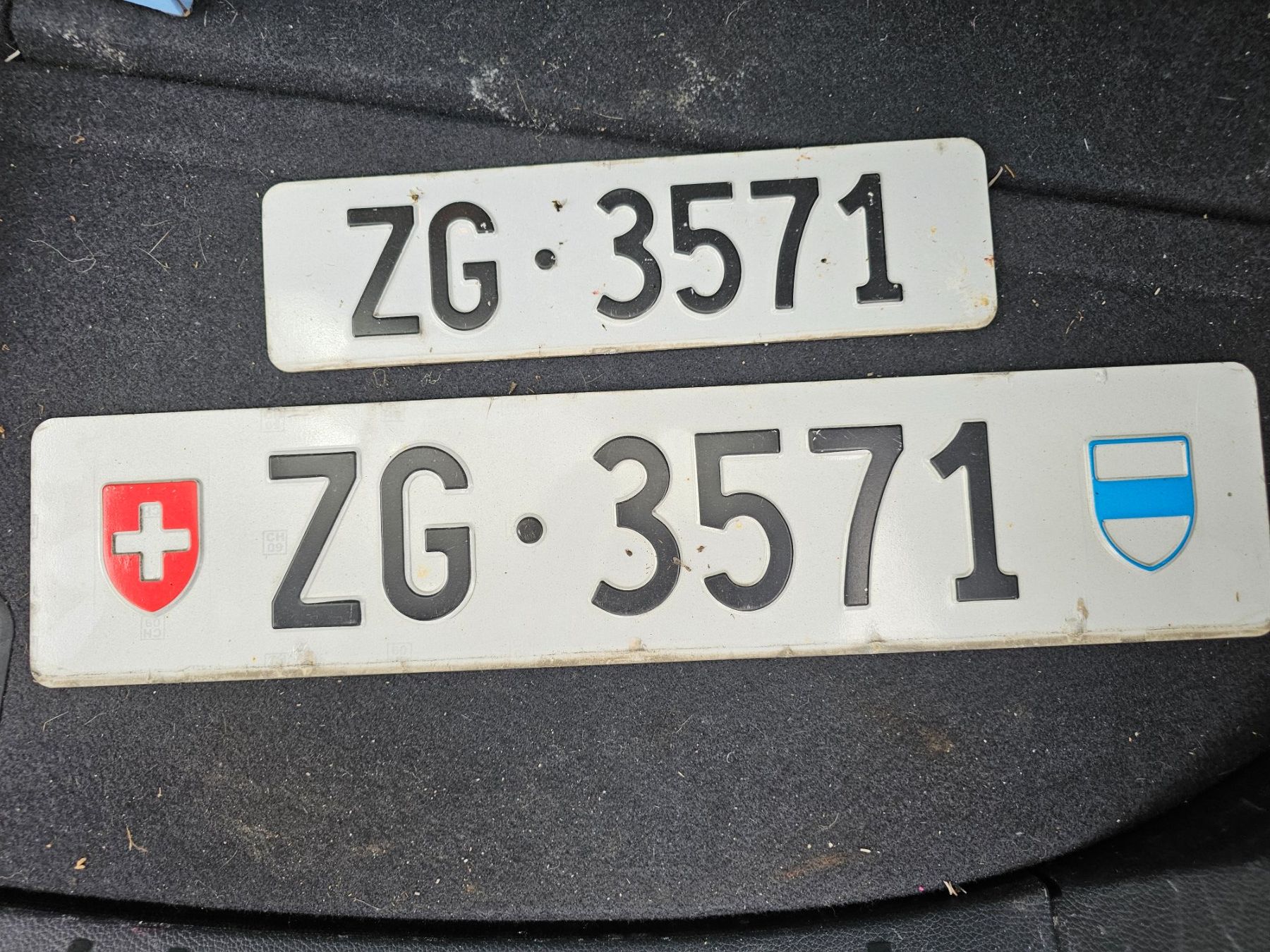 Insegne: Kontrollschild / Autokennzeichen / Autonummer ZG 3571 – Usato da Edlibach venduto da fta_5yvn