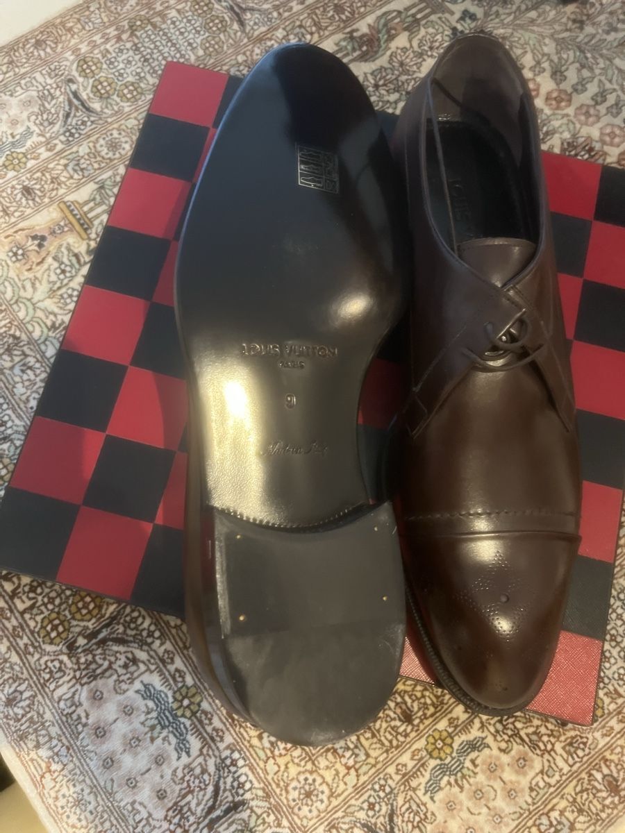 Louis Vuitton Scarpe da uomo: Louis Vuitton Herren Schuhe Leder Braun Gr. 43 – Nuovo e nell'imballaggio originale da Hausen AG venduto da Nah5yj 1