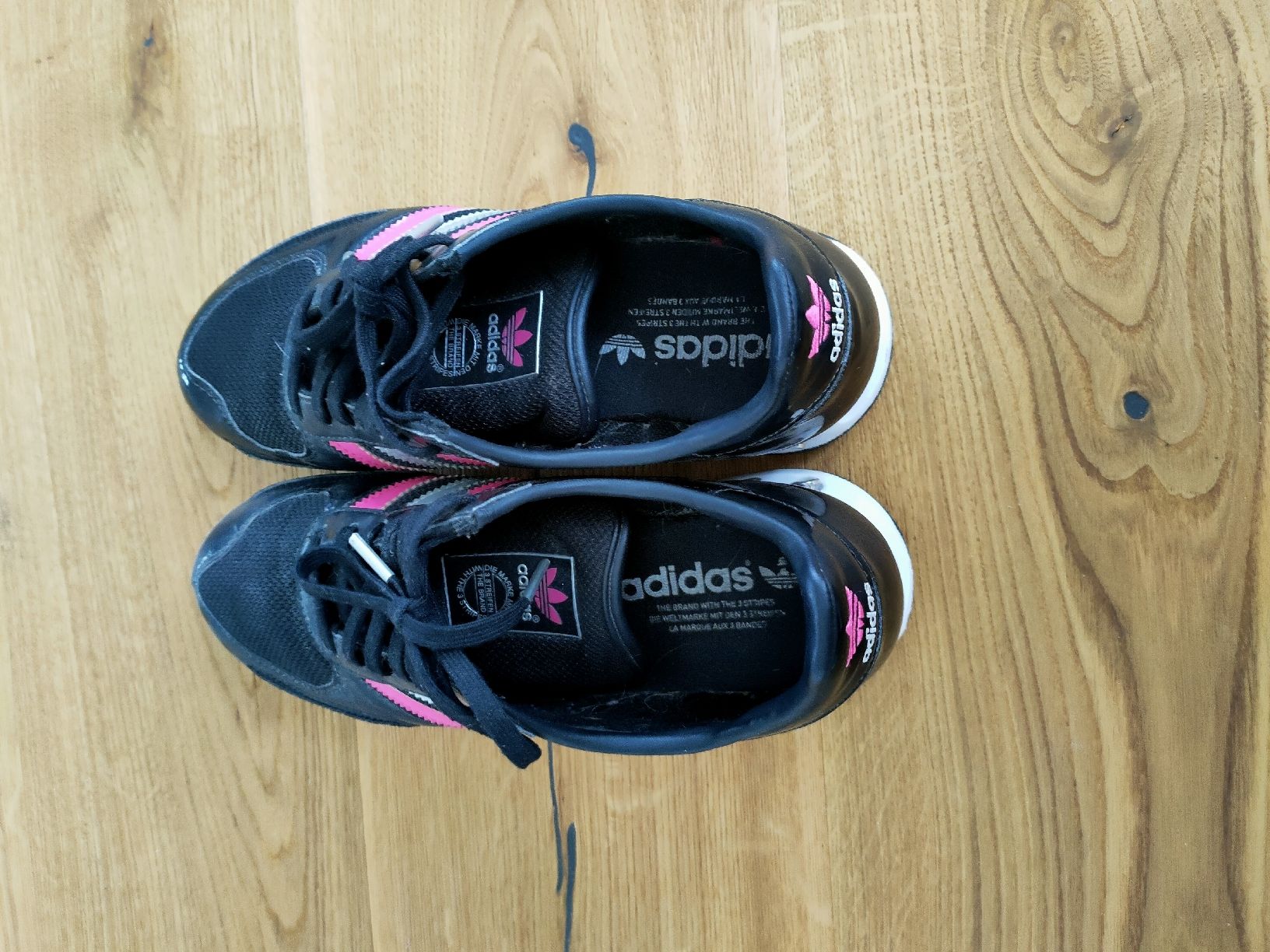 Adidas Chaussures femmes: Adidas LA Trainer Gr. 40 schwarz/pink – D'occasion à Niederried b. Kallnach par PatSch88 2
