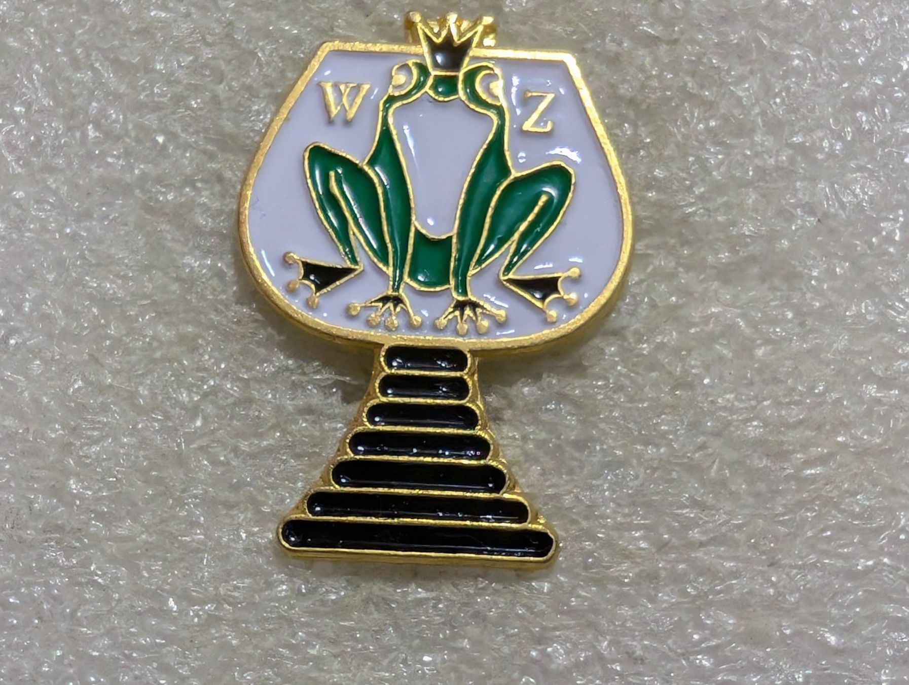 Placchette & Badge: Ansteckpin 207: WZ – Usato da Oppligen venduto da Pin-Fall-Shop