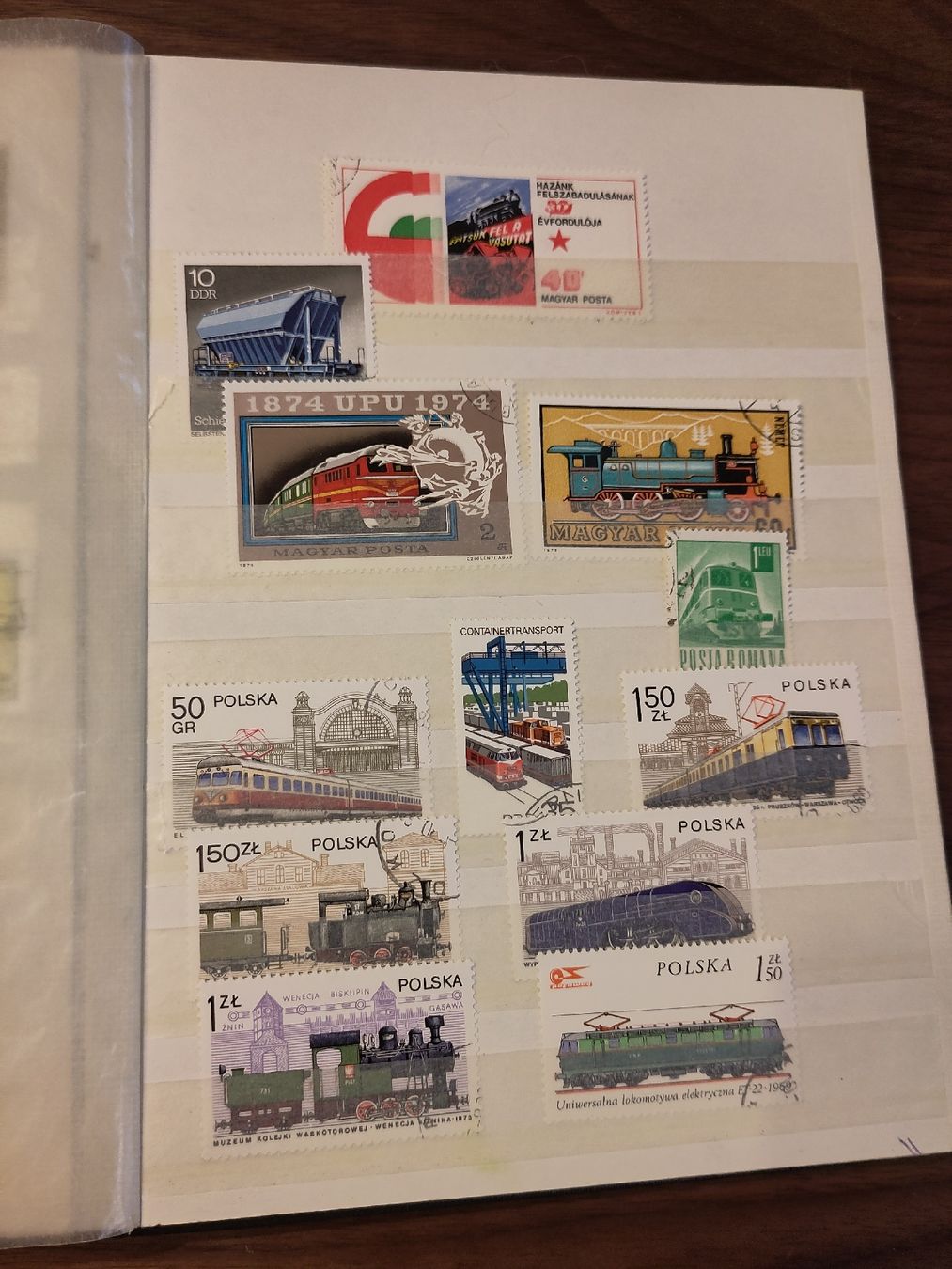 Tutti i francobolli: 216 alte Briefmarken – Usato da Bachs venduto da maykelrk 9
