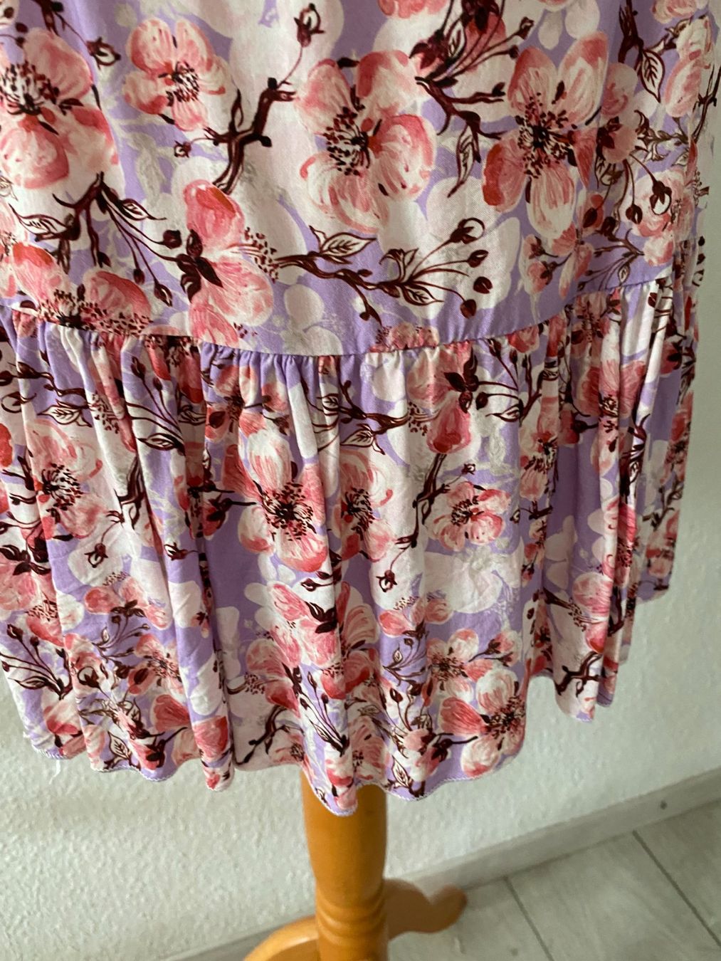 Kleider: Blumenkleid in Gr. M (38-42) – Neu und originalverpackt aus Stetten SH von bijoux18 3