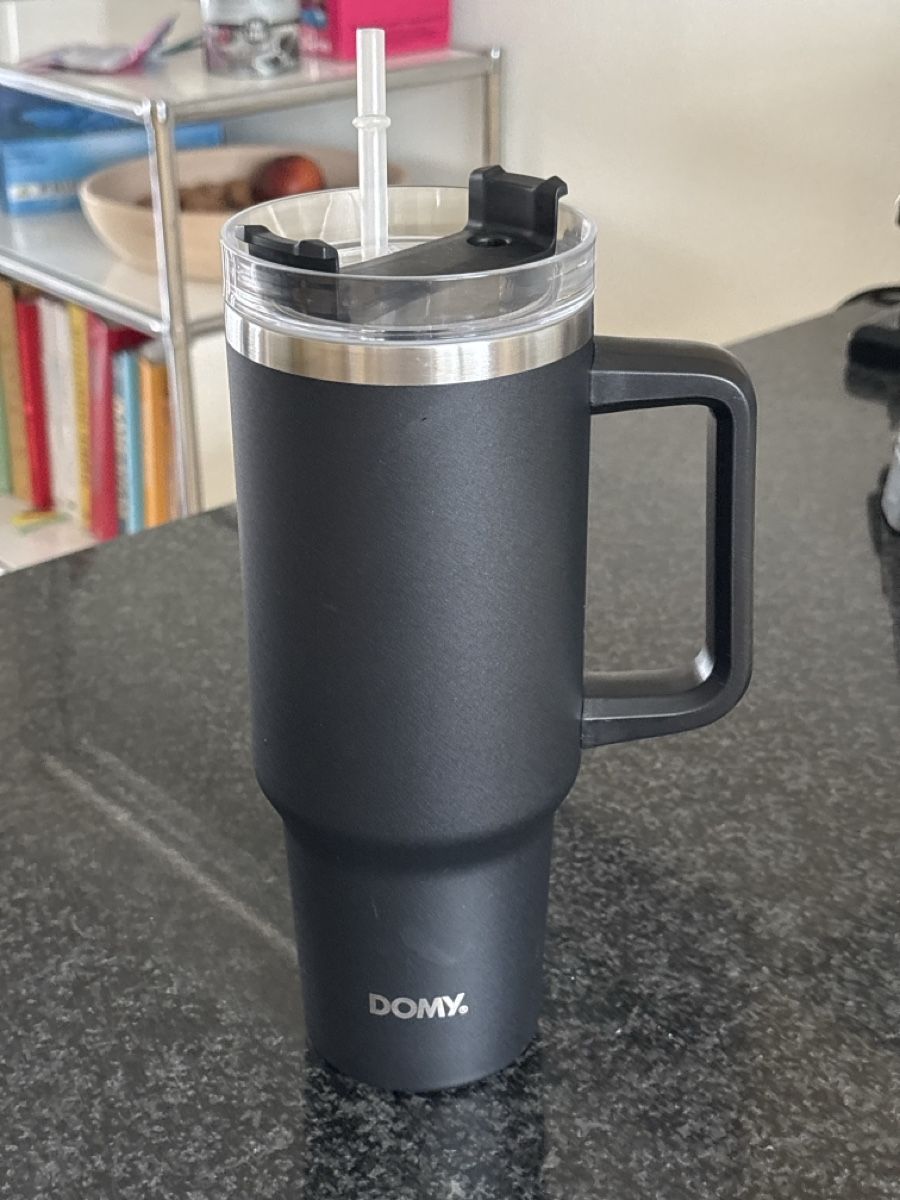 Tasses: Domy Isolierbecher – D'occasion à Würenlos par Renorin
