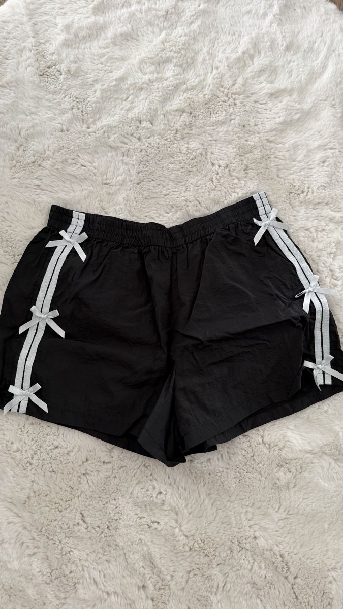 Hosen: Shorts – Gebraucht aus Bern von 18valeria__