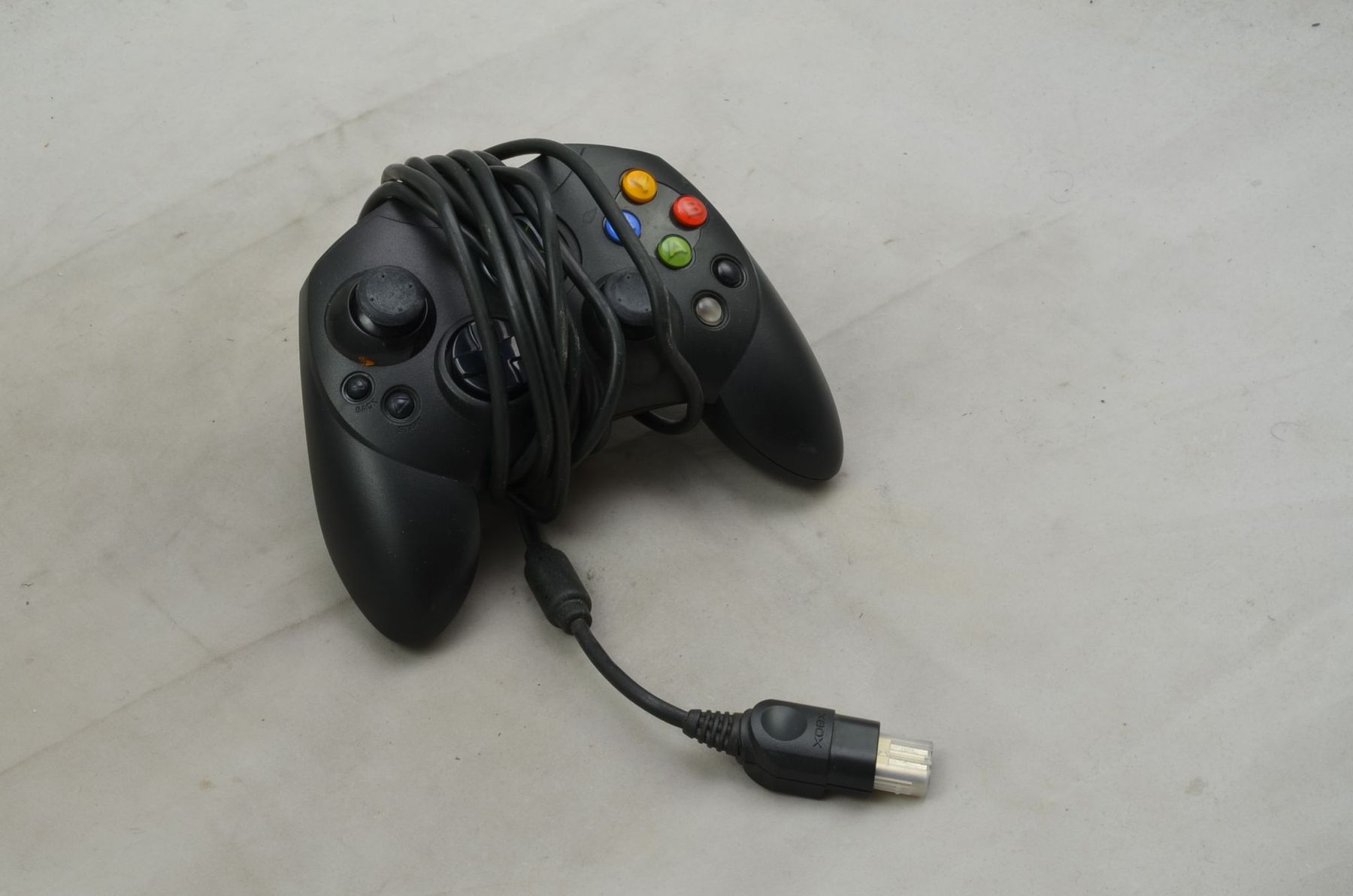 Controller: Xbox Controller S – Usato da Buchs AG venduto da SellAndBuyX