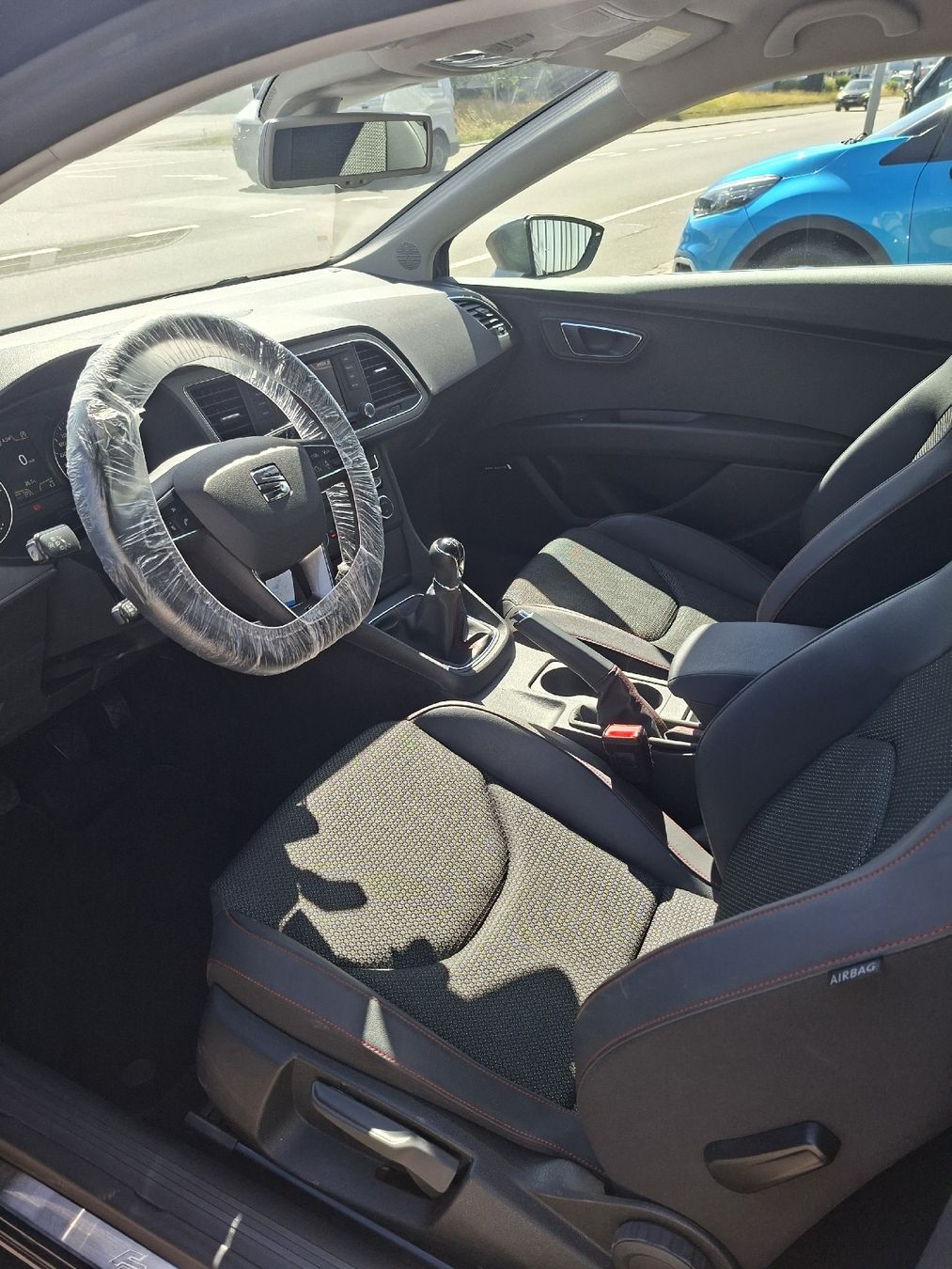 Seat Automobili: Seat Leon 1.4 FR – Usato da Kloten venduto da Tk-autohilfe 7