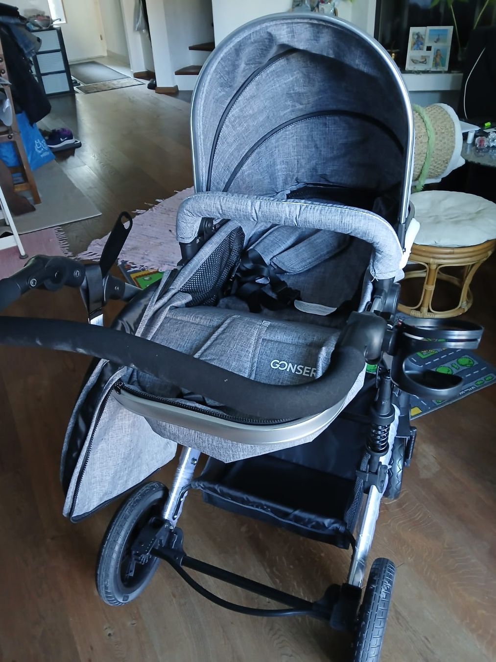 Gonser Carrozzine: Kinderwagen – Nuovo e nell'imballaggio originale da Volketswil venduto da Helpme 1