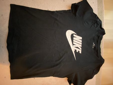 T-Shirt Nike schwarz Grösse M 