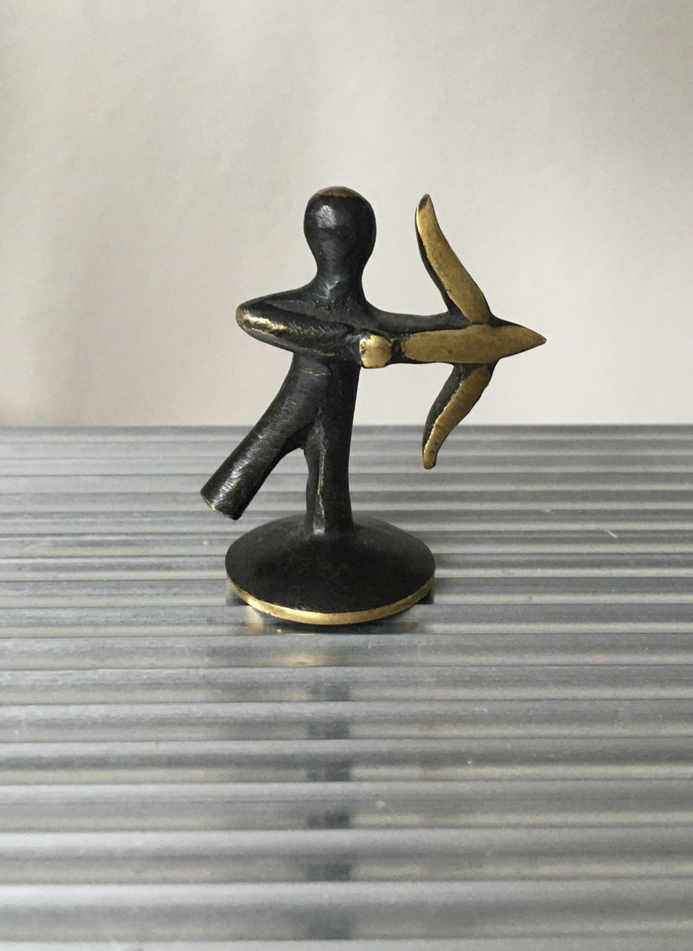 Sculture & Statue: WIENER BRONCE, BALLER AUSTRIA, SCHÜTZE – Usato da Luzern venduto da Immergern