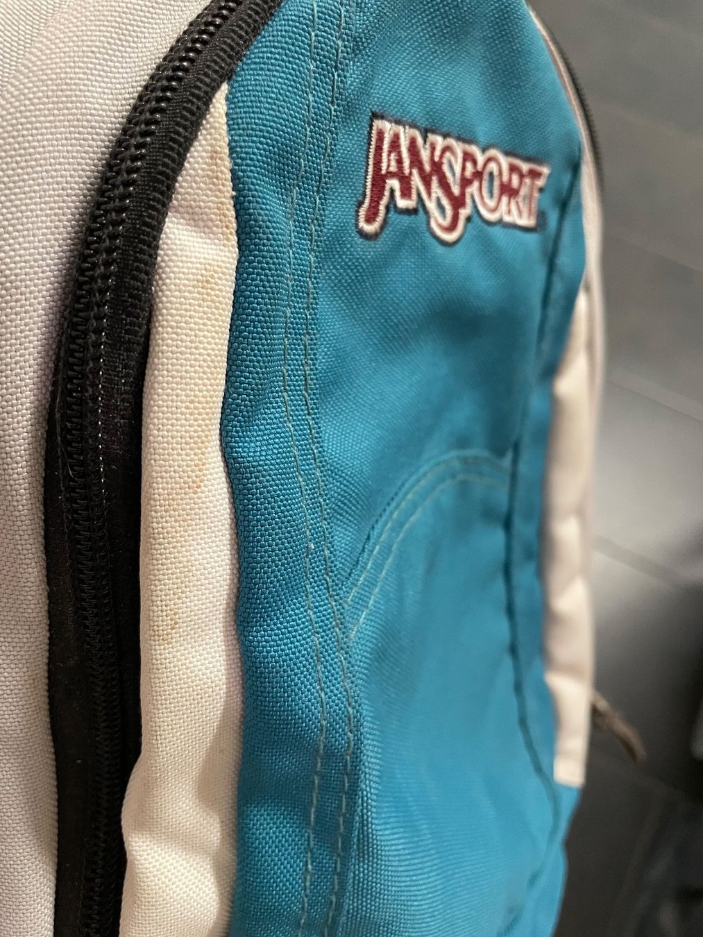 Borse & Zaini: JanSport kleiner Rucksack, Kinderrucksack – Usato da Möhlin venduto da Halylea 5