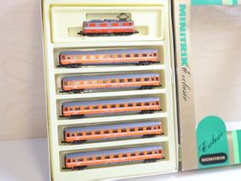 Minitrix Swiss Express Lok & SBB Personenwagen Set - 71035