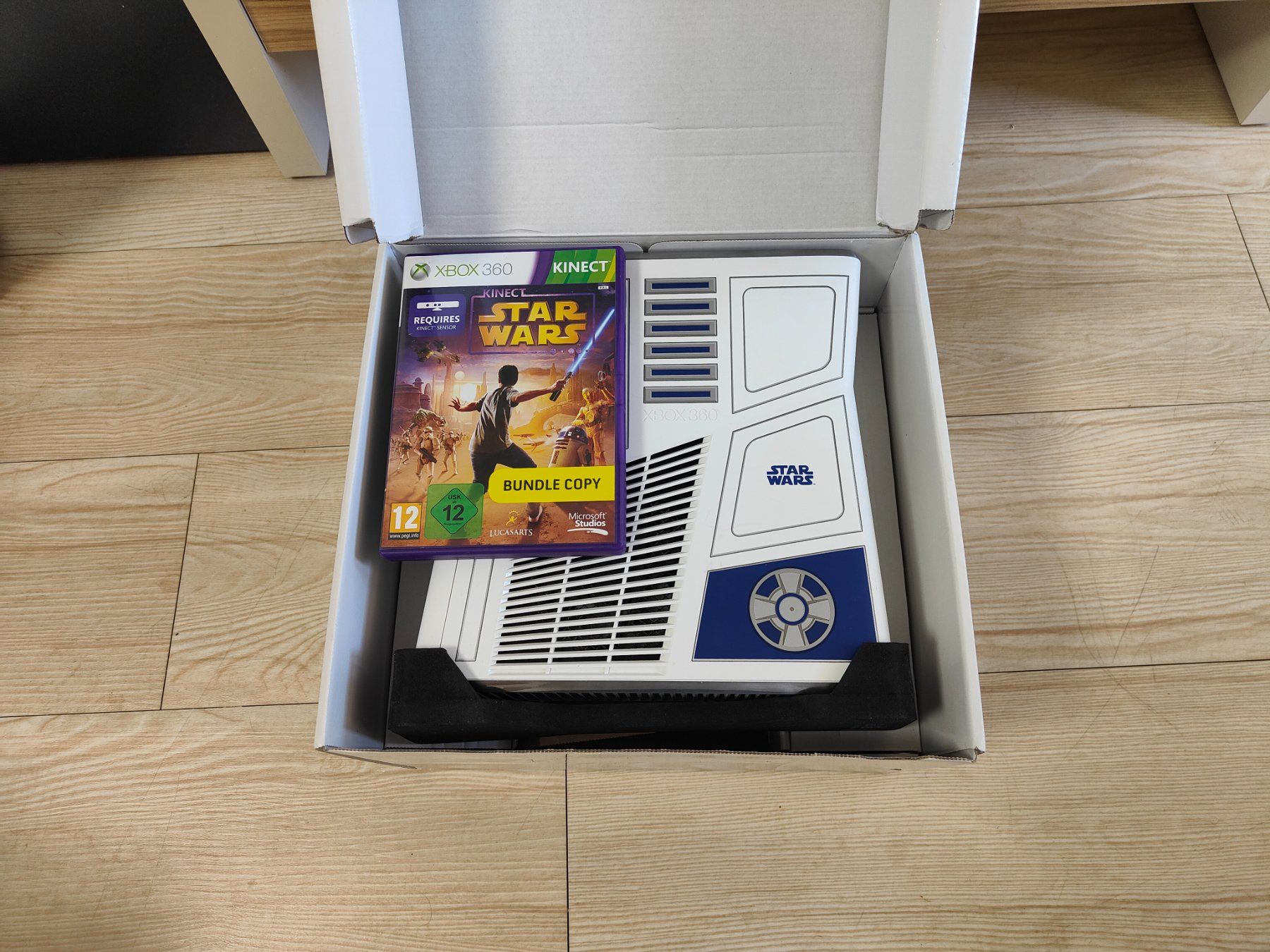 Microsoft Consoles: Console Xbox 360 "Édition Star Wars" en Boîte – D'occasion à Châtelaine par Chompis 1