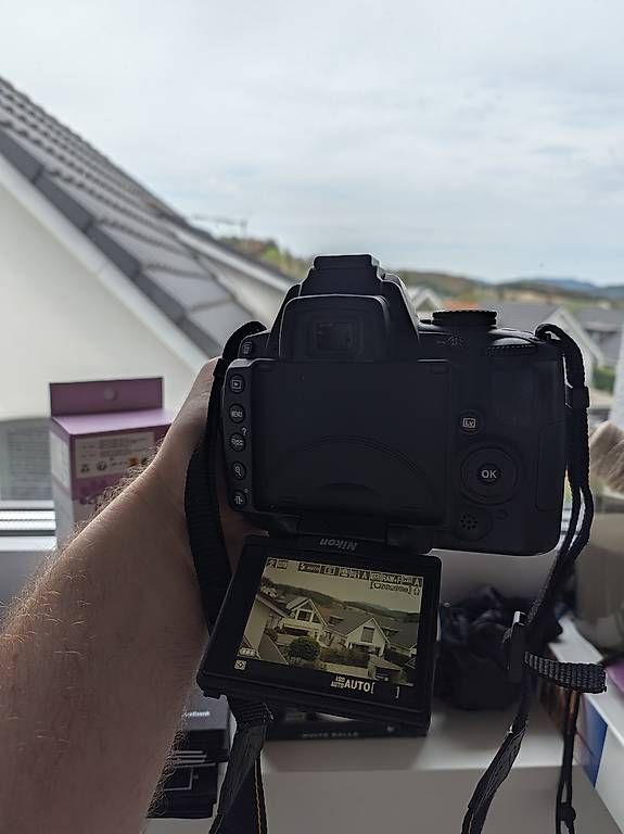 Appareil photo: Nikon D5000 Spiegelreflexkamera – D'occasion à Lupsingen par rnbmusic 3