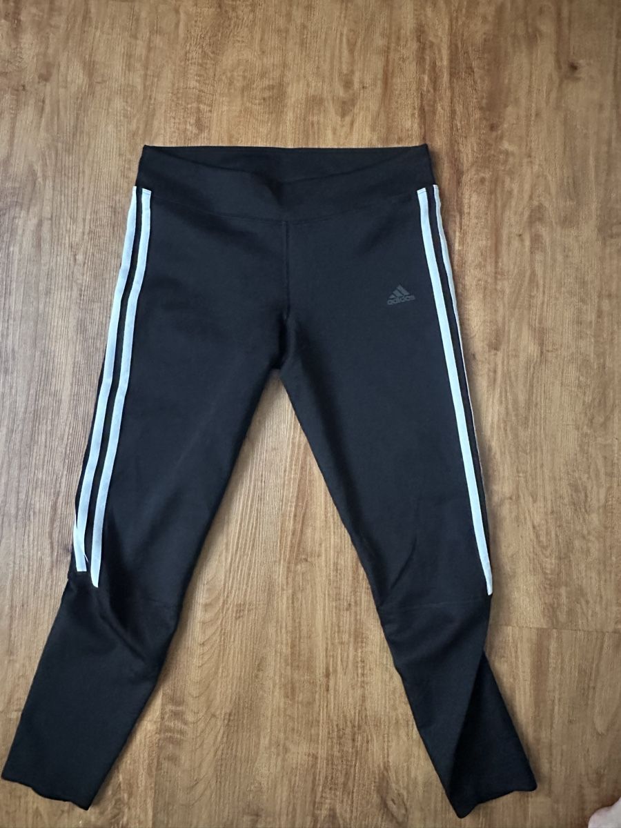 Adidas Leggings: Adidas Legging running  – Usato da Rütihof venduto da Soultosoul 3
