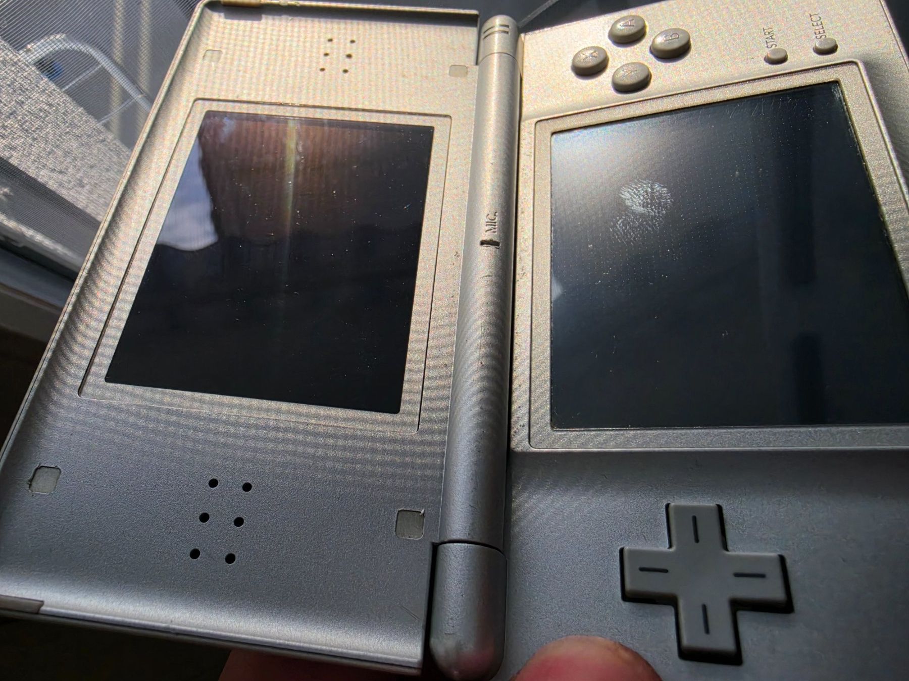 Nintendo Console: Nintendo DS lite in silbergrau – Usato da Sempach venduto da Knuckles17 3