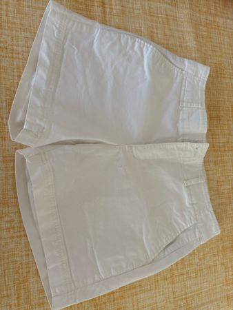Gap Shorts white size 4/8 women's used