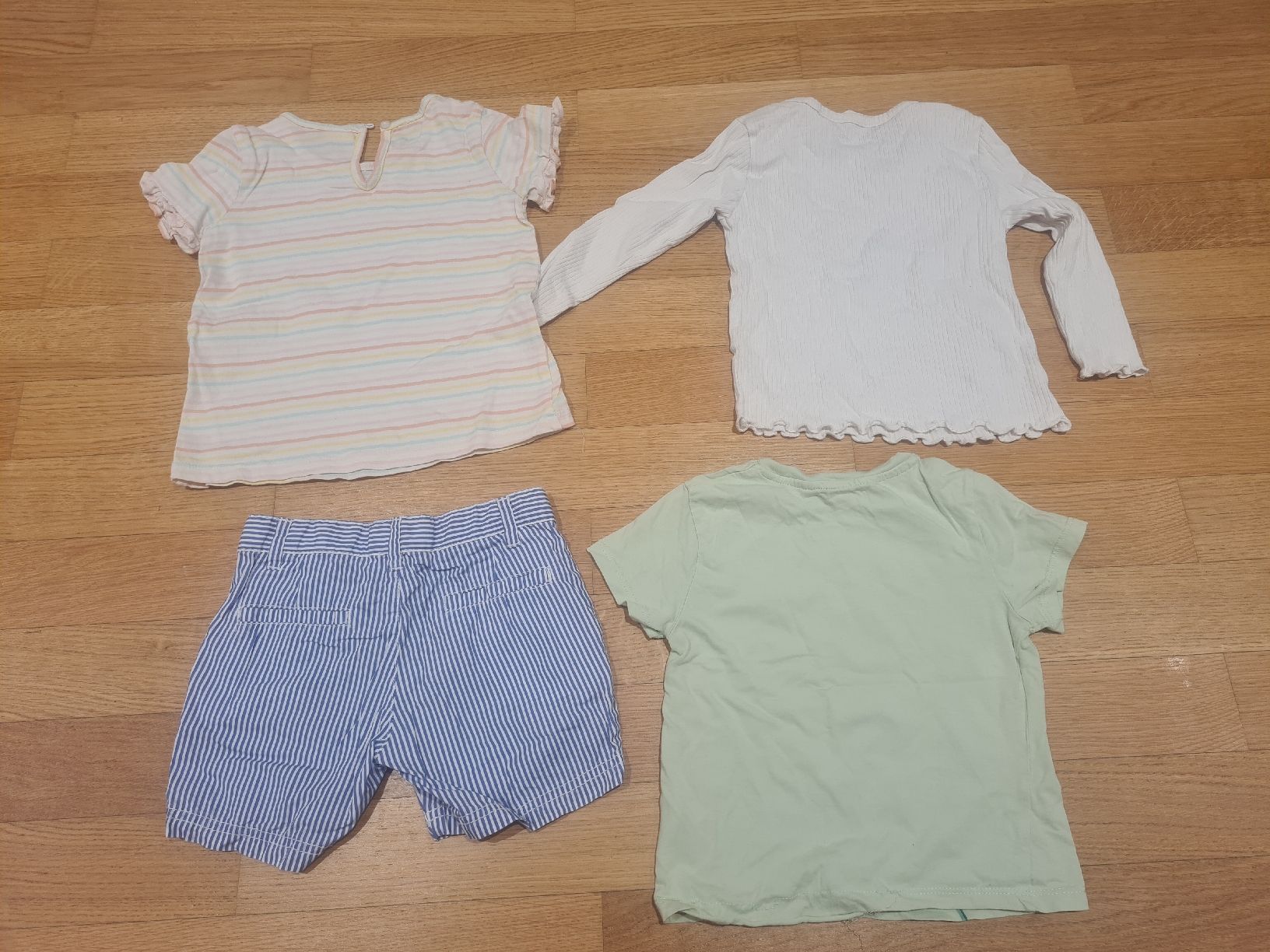 H&M Lotti & Set di vestiti: Kleiderpaket Mädchen Gr 92 – Usato da Zumikon venduto da daryona 1