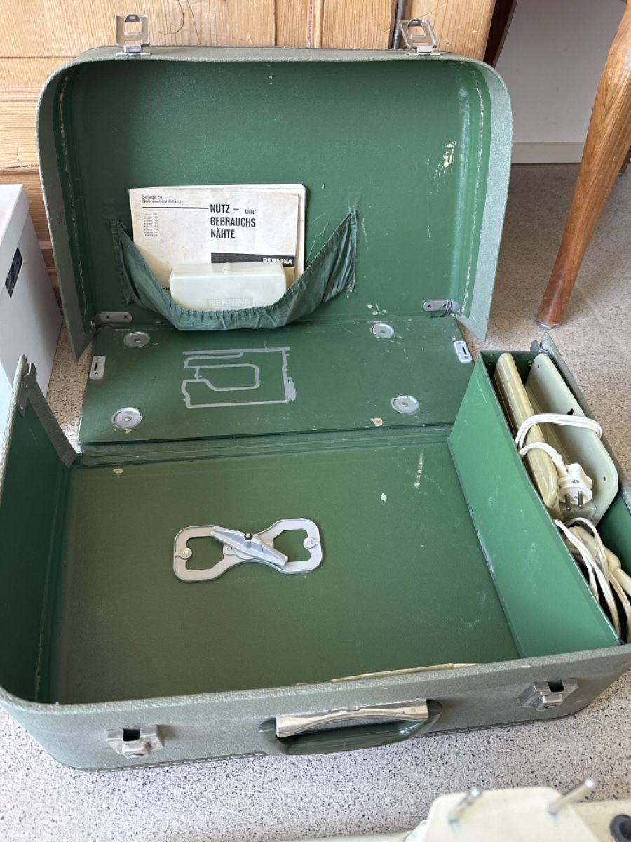 Bernina Macchine da cucire: Bernina Nähmaschine – Usato da Biberstein venduto da Anka01 1
