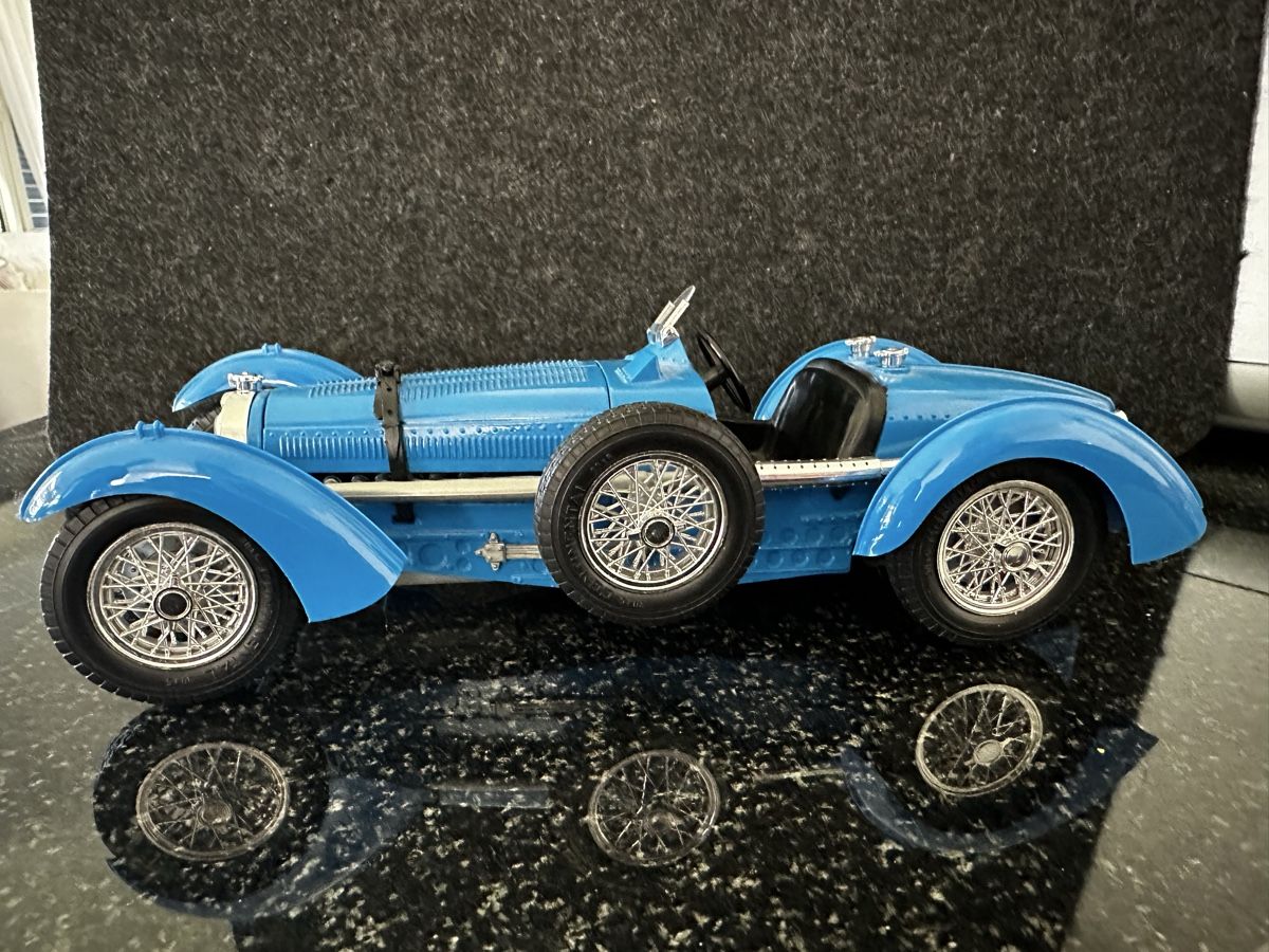 Bburago Modellini d'auto: Exklusives Bugatti Typ 59 von Burago Modelauto, 1/18 – Usato da Rorschach venduto da Cappuccino79 1
