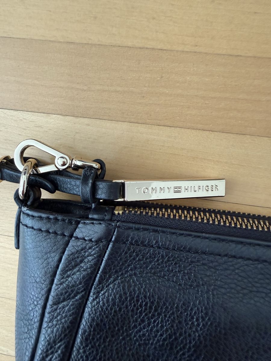 Tommy Hilfiger Taschen für Damen: Tommy Hilfiger Tasche – Neu (gemäss Beschreibung) aus Thalwil von Swissbaglady 2