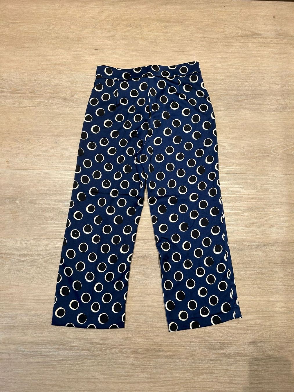 Zara Pantaloni: Zara Stoffhose Punkte blau/weiss – Usato da Dietikon venduto da mel_djf9