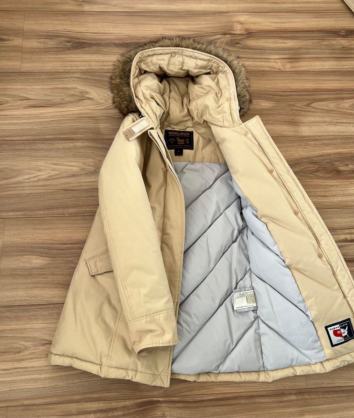Woolrich Cappotti: Woolrich Parka, size S, very good condition – Usato da Arzier Le Muids venduto da oma_w5bq 2