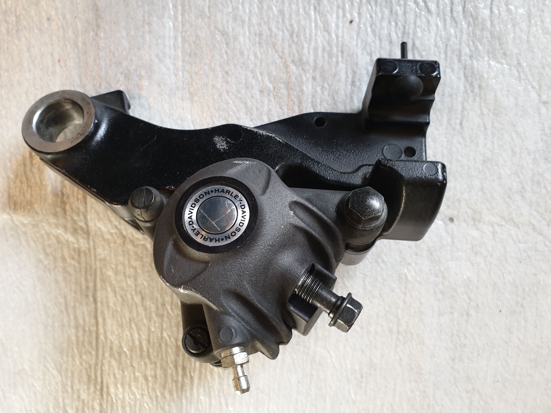 Harley-Davidson Tutti i ricambio per moto: Harley Davidson Bremszange hinten – Nuovo (secondo la descrizione) da Steinerberg venduto da Oldtimer71 1