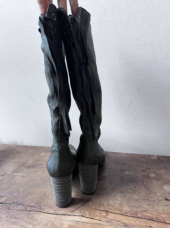 Scarpe da donna: Lederstiefel – Usato da Basel venduto da nmeark 3