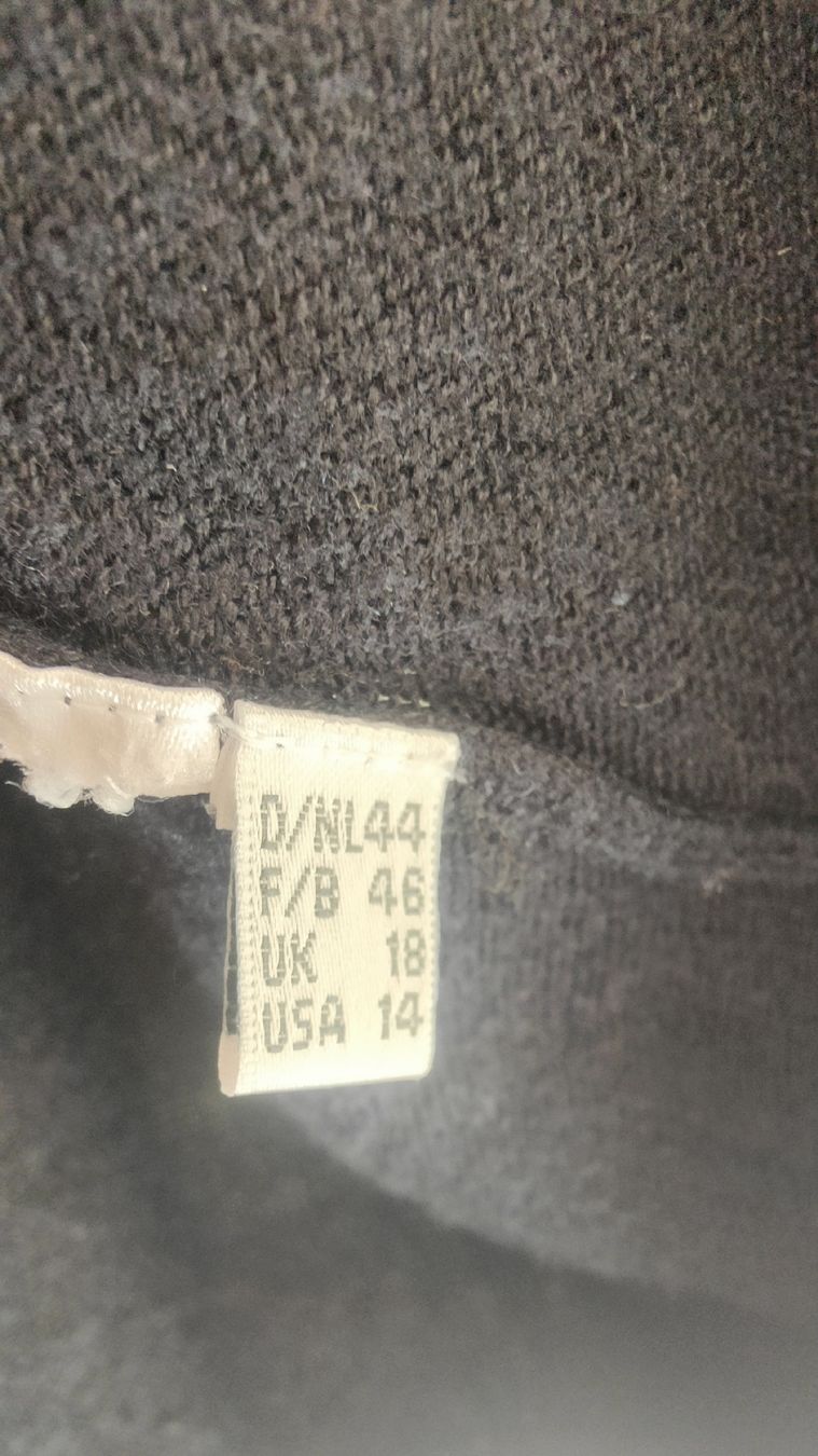 Giacche: Delmod Strickjacke, Grösse 46, defekt – Difettoso da Hinwil venduto da her_2t5p 4