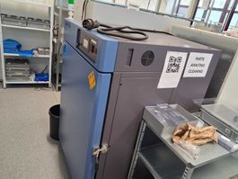 High temperature vacuum drying oven