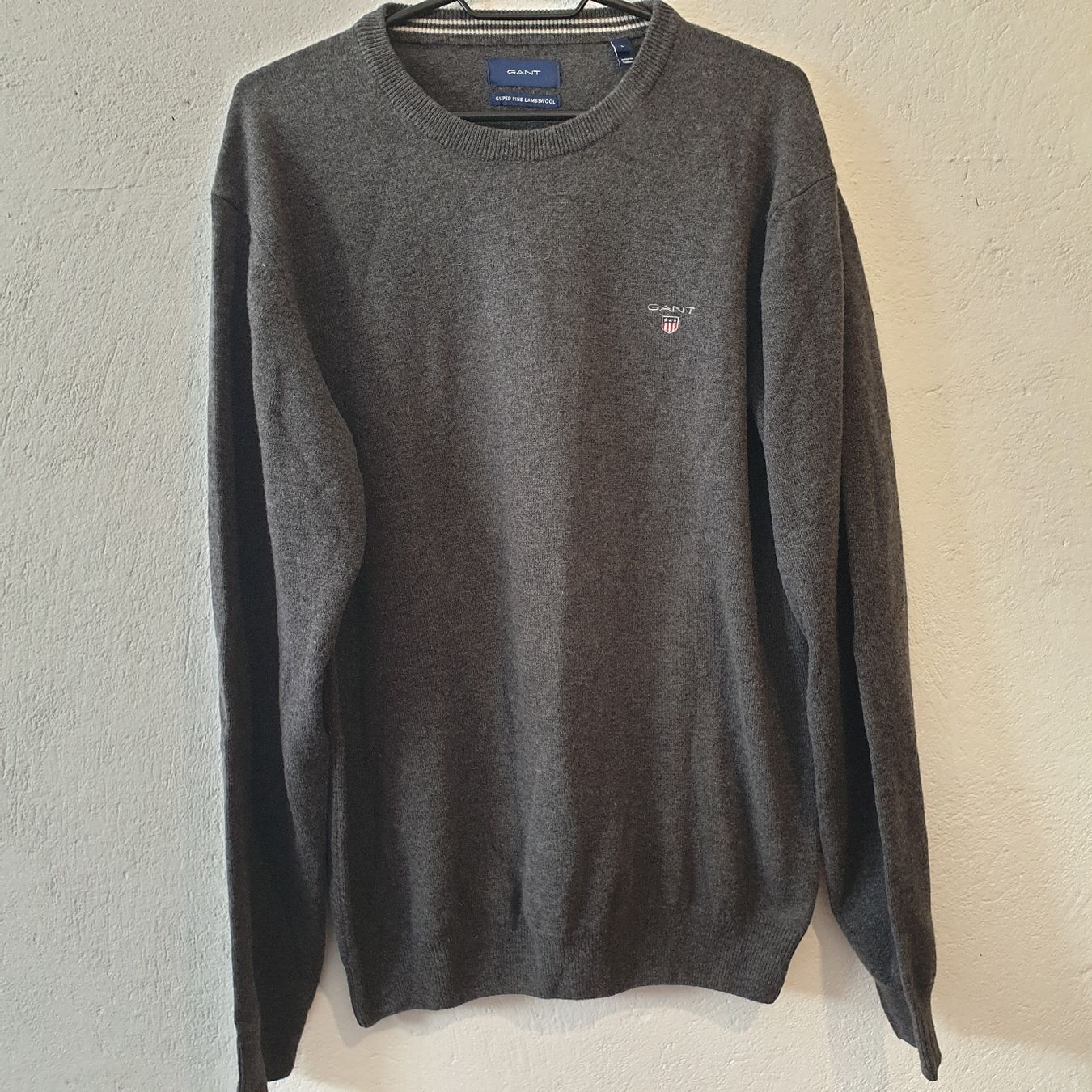 Gant Maglioni & Felpe: Gant Pullover Lammwolle Grau Grösse L – Usato da Saxonne (Ayent) venduto da SnowRoof