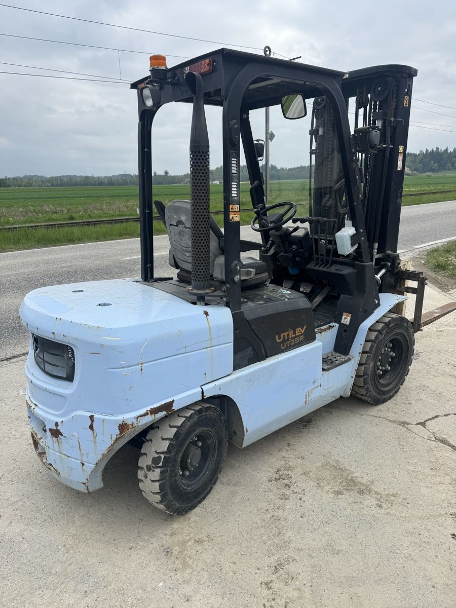 Chargeur de ferme: Sapler Utilev UT 35 P – D'occasion à Niederbipp par baggerch 1