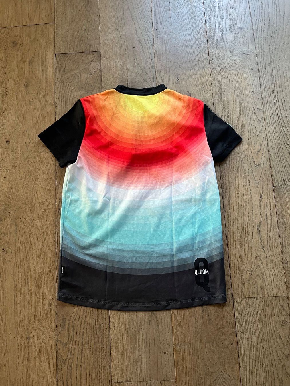 Qloom Trainer, Turnhosen & -trikots: Velo Trikot Junior – Gebraucht aus Wettingen von Volltreffer10 1