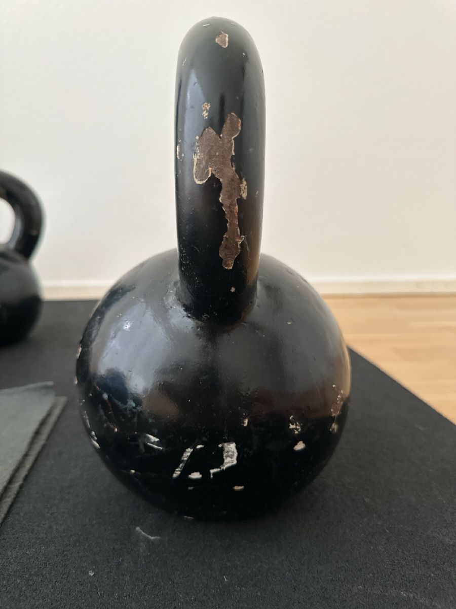 Wasserkocher: Kettlebell 24 kg schwarz – Gebraucht aus Allschwil von MB4123 3