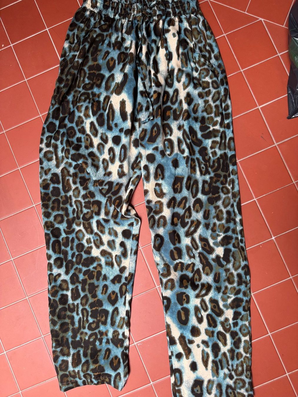 Completi & Tailleur: Ensemble Pink P. – Nuovo (secondo la descrizione) da Blonay venduto da Celuna 1