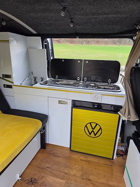 VW Veicoli da campeggio: VW T6 Transporter mit Camperausbau – Usato da Fislisbach venduto da Misler1 7